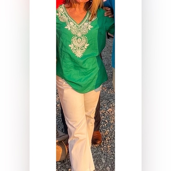 Beaded Chico’s green & white linen/cotton blouse, intricate bead work, beautiful - Picture 8 of 8